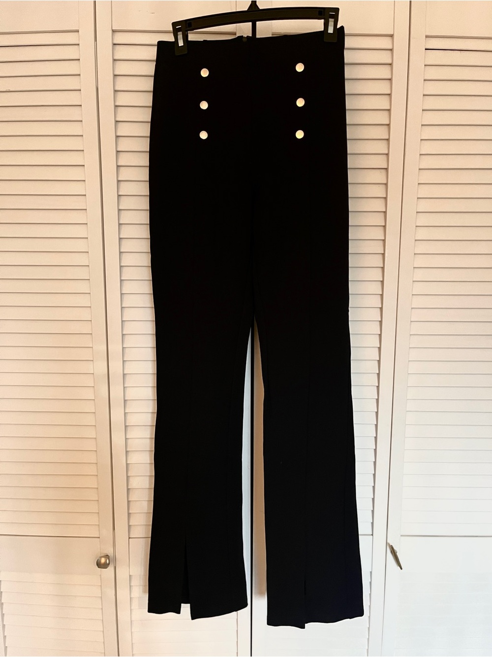 DO+BE Black Wide-Leg high waisted pants with Gold Buttons